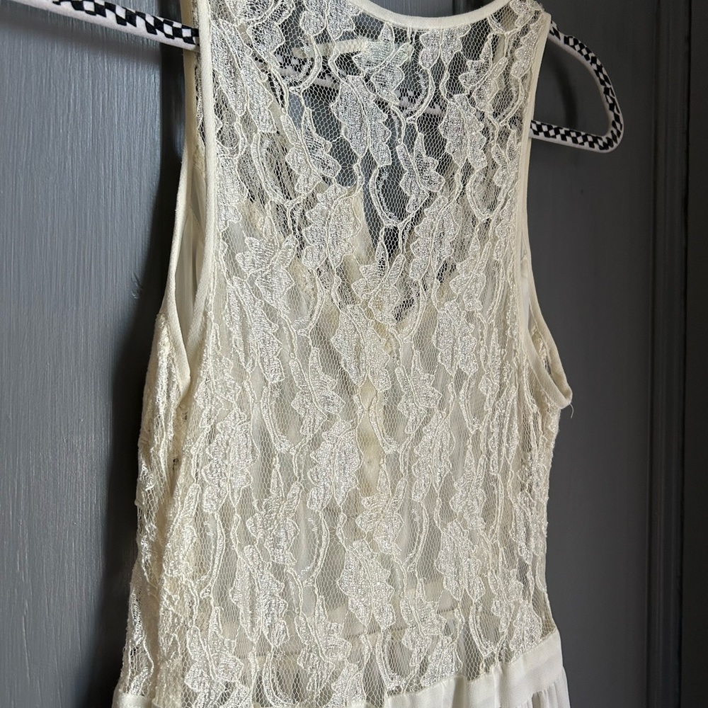 Gorgeous white lace tiered maxi dress - Picture 6 of 8